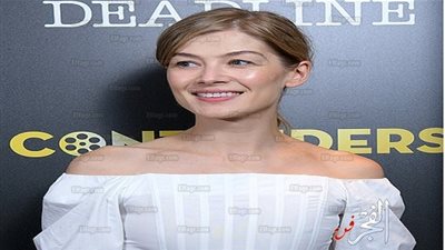 روزاموند بايك تفتتح العرض الخاص لفيلمها الجديد A Private War بميامي