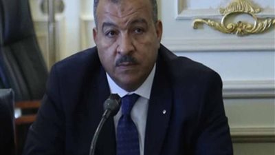 رئيس لجنة الصحة بالبرلمان: قانون التأمين الصحي لم يصل إلينا