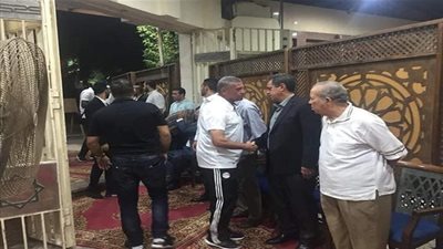 نجوم الرياضة في عزاء محمد عباس