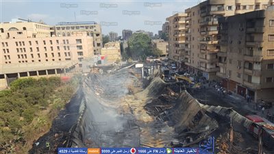 خبراء الأدلة الجنائية يفحصون أسباب حريق مخزن كاوتش شبين الكوم  
