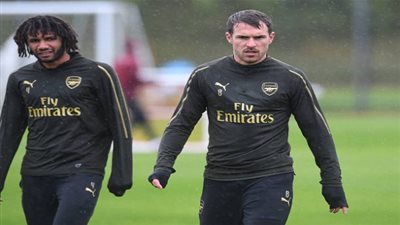 مفاجأة.. ريال مدريد يجدد مفاوضاته لضم آرون رامسي