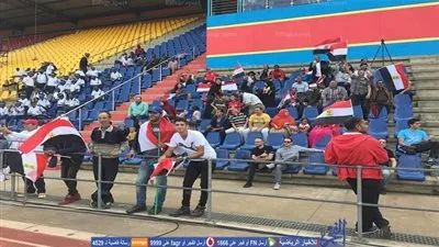 ظهور مميز للجالية المصرية أمام سوازيلاند (صور)