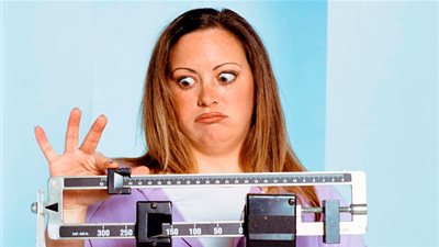 هذه الأخطاء وراء فشلك في انقاص الوزن.. تجنبيها!