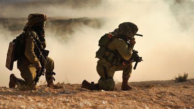 الجيش الإسرائيلي يجري مناورة عسكرية على حدود لبنان