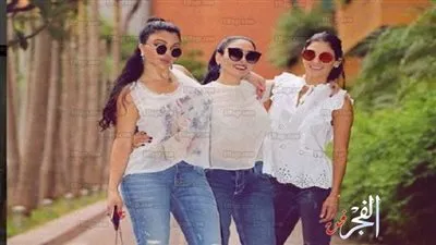 كيف عبرت هيفاء وهبي عن حبها لشقيقتيها عاليا وهنا؟