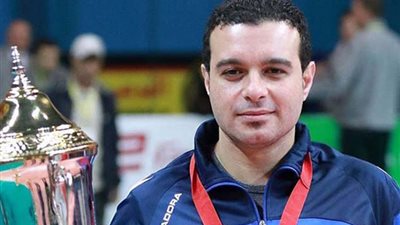 طبيب طائرة الأهلي يوضح تفاصيل إصابة محمد عبدالمنعم