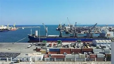 توقيف 5 أشخاص من بينهم طفلان إعتزموا إجتياز الحدود البحريّة خلسة عبر ميناء حلق الوادي‎