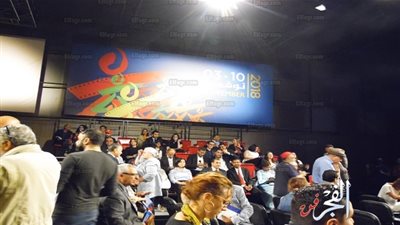 دقيقة حداد على روح الصحفي عبدالحميد القماطي في مؤتمر 