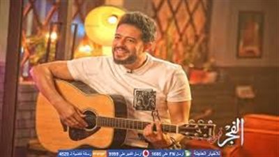 جولة مع الفنانين.. محمد حماقي يعزي في ضحايا قطار المغرب