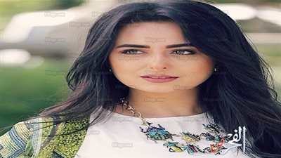 هبة مجدي حزينة وقلقة.. لهذا السبب 