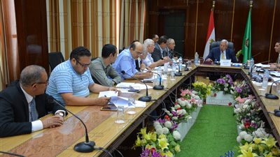 إزالة كافة المطبات العشوائية غير القانونية وتطوير الطرق بالدقهلية (صور)