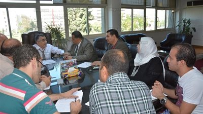 ننشر تفاصيل اجتماع مجلس إدارة المدن الجامعية بجامعة الفيوم (صور)