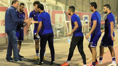 الخطيب يحضر مران الأهلي