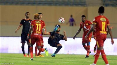 الحزم يتفوق على القادسية بثنائية في الدوري السعودي