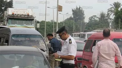 تحرير 100 مخالفة رادار في حملات مرورية بالجيزة