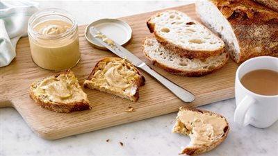 طريقة تحضير زبدة الفول السوداني في المنزل