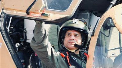 آخرها خلال تفقد مشروع مستقبل مصر.. 6 مواقف ظهر 