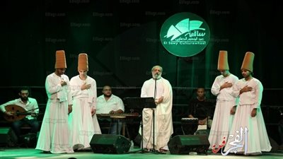 المنشد عامر التوني يعطر سماء ساقية الصاوي بالأبتهالات الدينية (صور)   