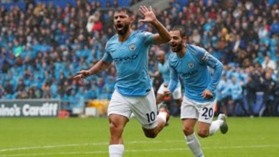 شاهد بالفيديو| أجويرو يهدر أغرب فرصة في الدوري الإنجليزي