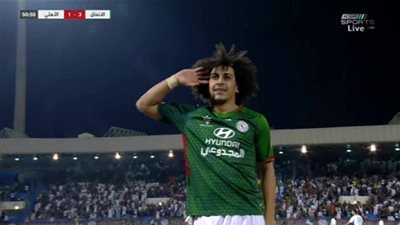 حسين السيد يسجل الهدف الثالث للإتفاق في شباك الأهلي | تعليق فهد العتيبي