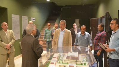 محافظ سوهاج يتفقد المتحف القومي لمتابعة سير العمل (صور)