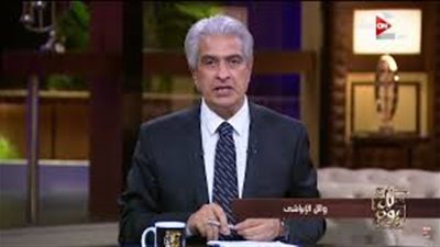 بعد رفض أستاذ جامعي خروج طالبة من المحاضرة لوفاة والدها.. الإبراشي: التشدد يغتال الإنسانية