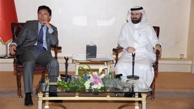 البحرين تبحث تنمية وتعزيز فرص الاستثمار مع الصين