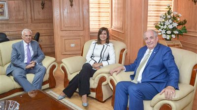 وزيرة الهجرة تروج لمبادرة الرئيس السيسي 