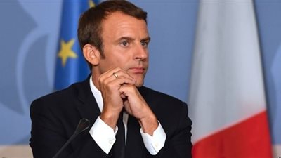 ماكرون يدافع عن معاهدة الأسلحة النووية