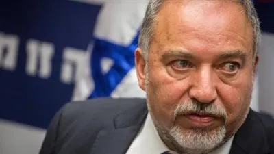 وزير الجيش الإسرائيلي: استنفذنا كل الخيارات مع حماس