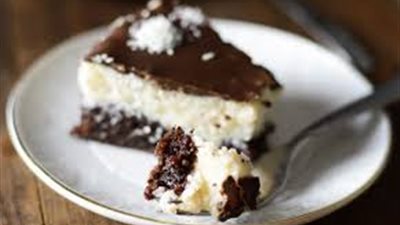 طريقة عمل كيكة الباونتي اللذيذة 