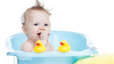 نصائح علاجية لتنمية شعر طفلتك 