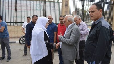 استمرار صرف بطاقات اعانة المنطقة الحرة ومشروع متكامل لتطوير مبني ديوان عام محافظة بورسعيد