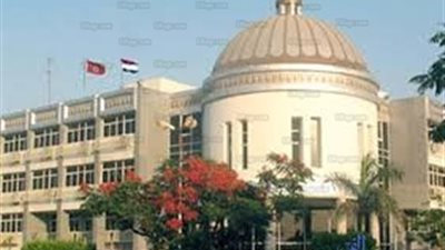 رئيس جامعة الفيوم يؤكد أن العلاقات العامة هي المصدر الوحيد لأخبار الجامعة  