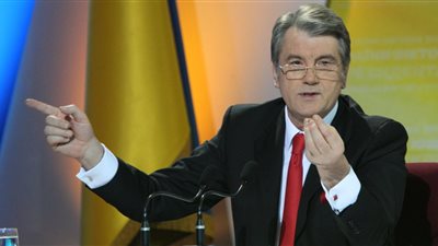 الرئيس الأوكراني السابق: الإنسان بلا هوية كمن يعيش برئة واحدة