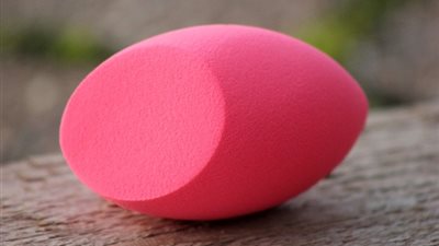 طريقة سهلة لاستخدام إسفنجة 