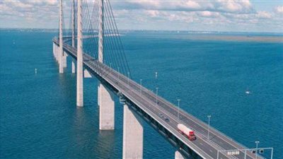 السعودية والبحرين تطرحان مناقصة جسر جديد