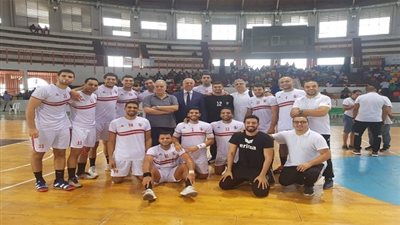 يد الزمالك تفوز على كينشاسا الكونغولي 28-24 في بطولة إفريقيا