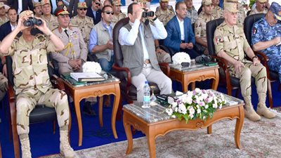 السيسي يشهد بيان الرماية الصاروخية 