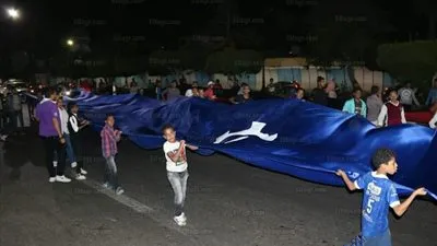 مسيرة لكشافة البحرية في السويس احتفالا بالعيد المحافظة  (صور)