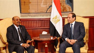 اليوم.. السيسي يتوجه إلى السودان ويلتقي عمر البشير