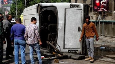 أول فيديو لانقلاب أتوبيس مدرسة الكنانة أعلى كوبري الرحاب وإصابة 8 طلاب (فيديو )