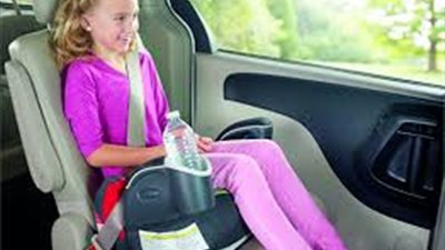 نصائح عند شراء مقعد الأطفال في السيارة 