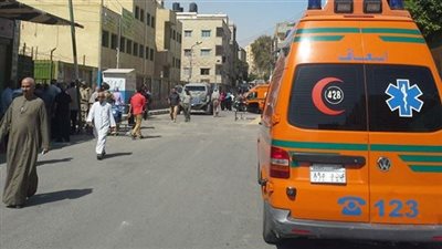 إصابة 21 شخصا بينهم طالبات بكلية التمريض في تصادم سيارتين بسوهاج