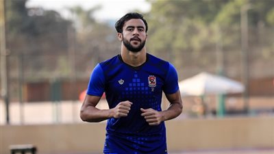 عاجل.. الأهلي يضم مدافعا جديدا للقائمة العربية
