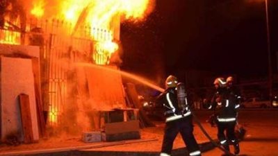 السيطرة على حريق شب داخل حظيرة مواشي في الفيوم