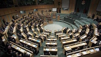 عراك تحت قبة البرلمان الأردني على خلفية انتخابية (فيديو)