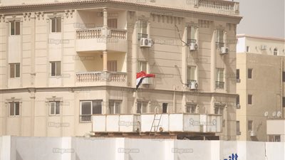 العاصفة الترابية تصل إلى الحي العاشر