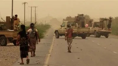 اليمن: الشرعية تحبط هجومًا من 3 اتجاهات على حيس