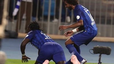 الكلاسيكو أزرق.. الهلال يتغلب على الاتحاد بسهولة ويتقاسم الصدارة مع النصر